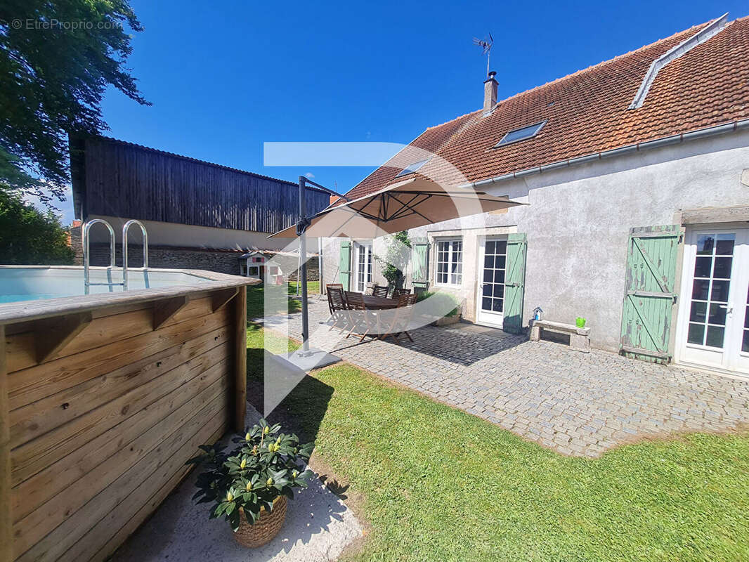 Maison à BLESSONVILLE