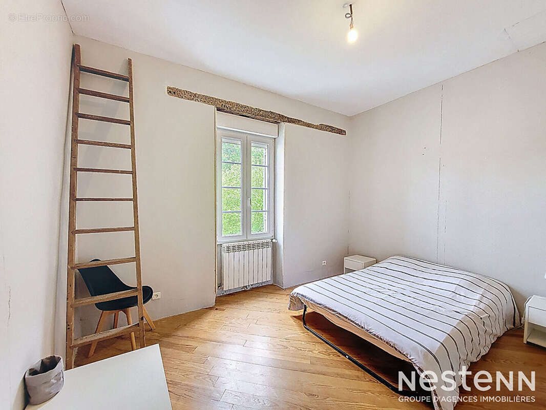 Maison à CASTELNAU-D&#039;AUZAN