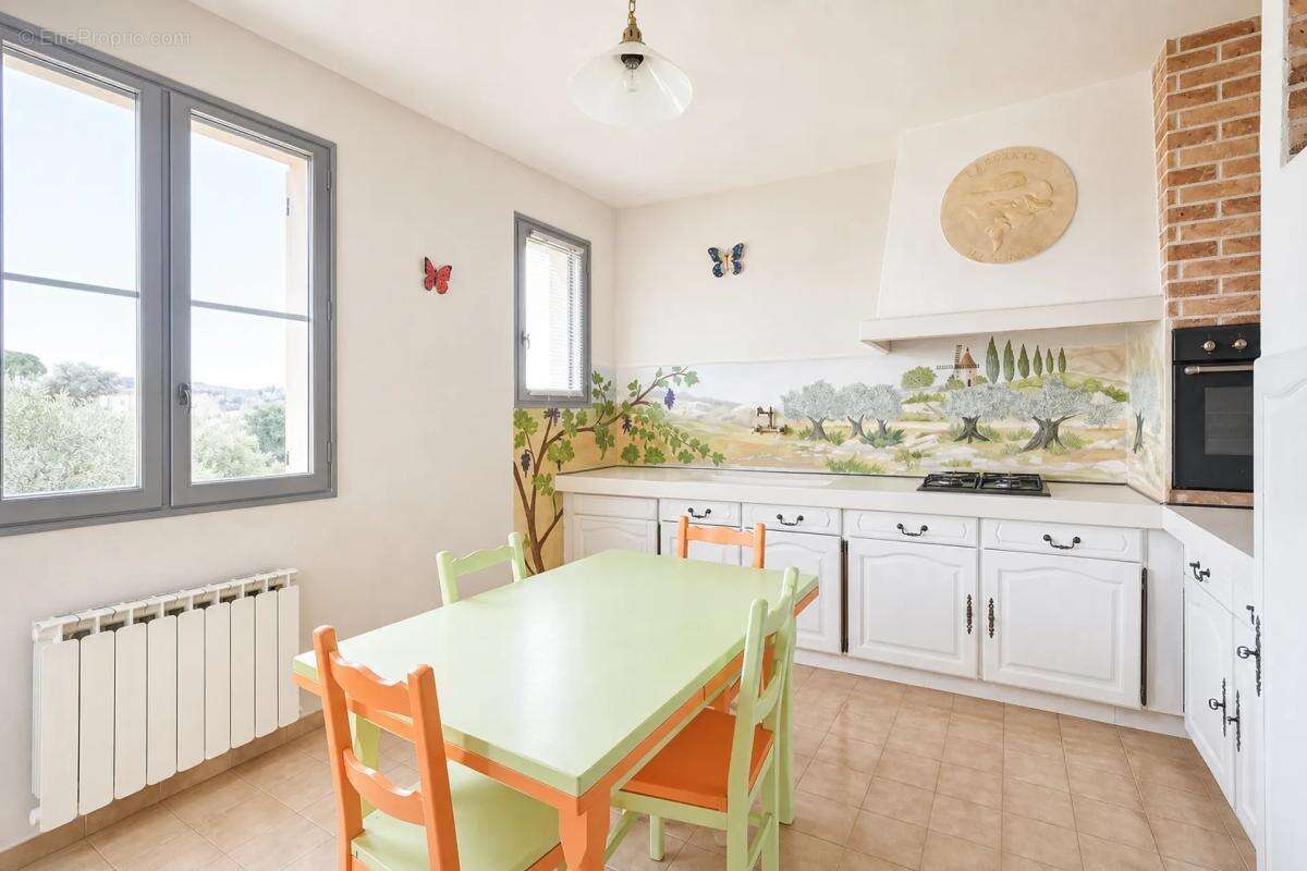 Maison à MONTFAUCON
