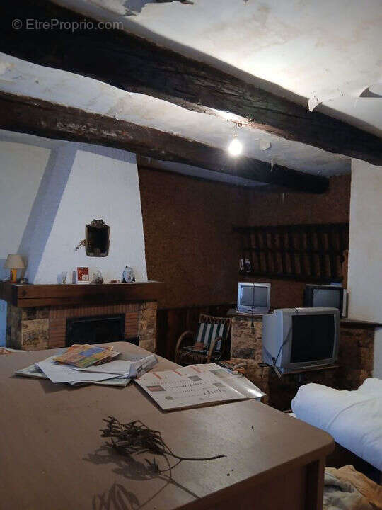 Maison à SAINTE-TULLE
