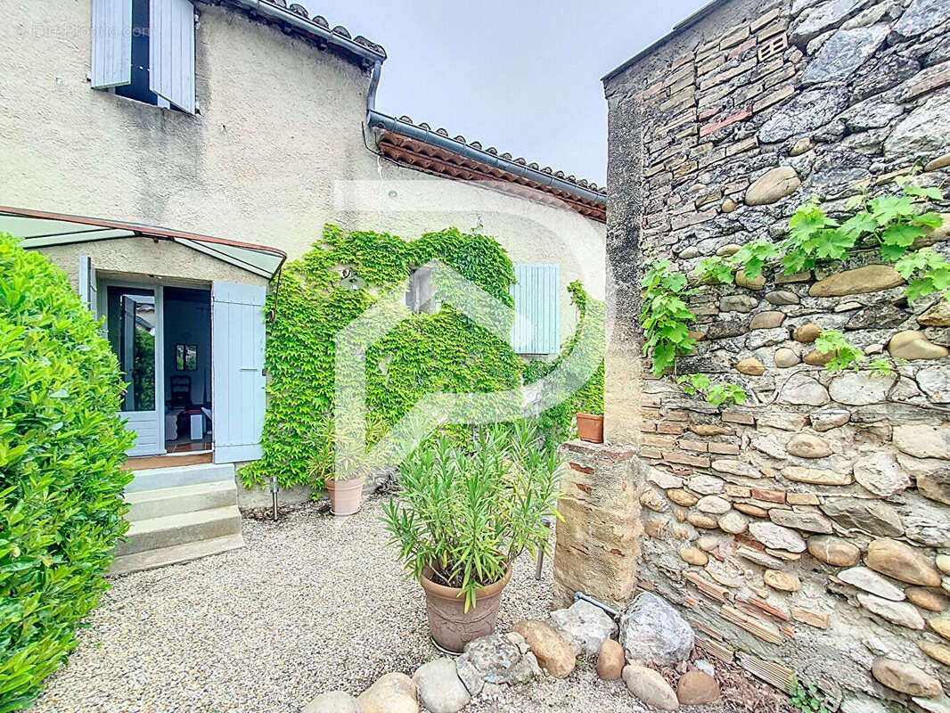 Maison à vendre Malataverne 5 pièce(s) 110 m2 - photo 13
