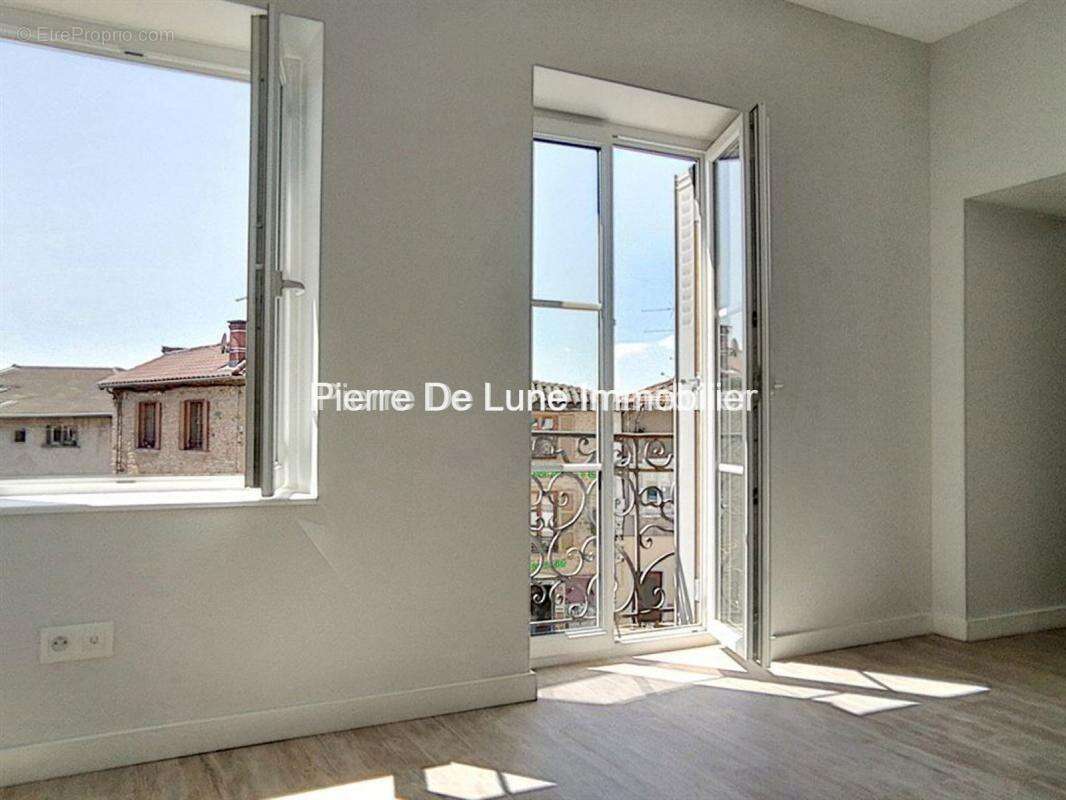 Appartement à LE BOIS-D&#039;OINGT