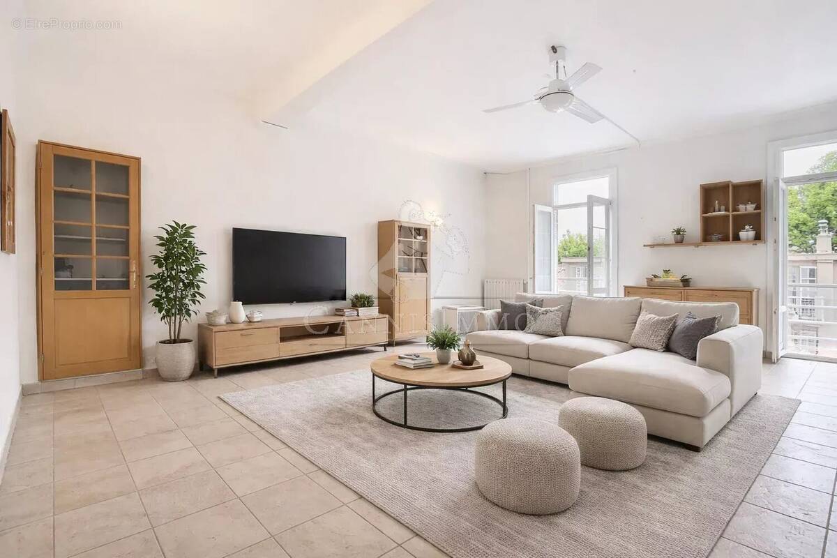 Appartement à SAINT-RAPHAEL