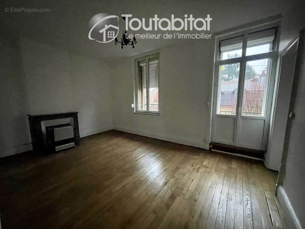 Appartement à CHARLEVILLE-MEZIERES