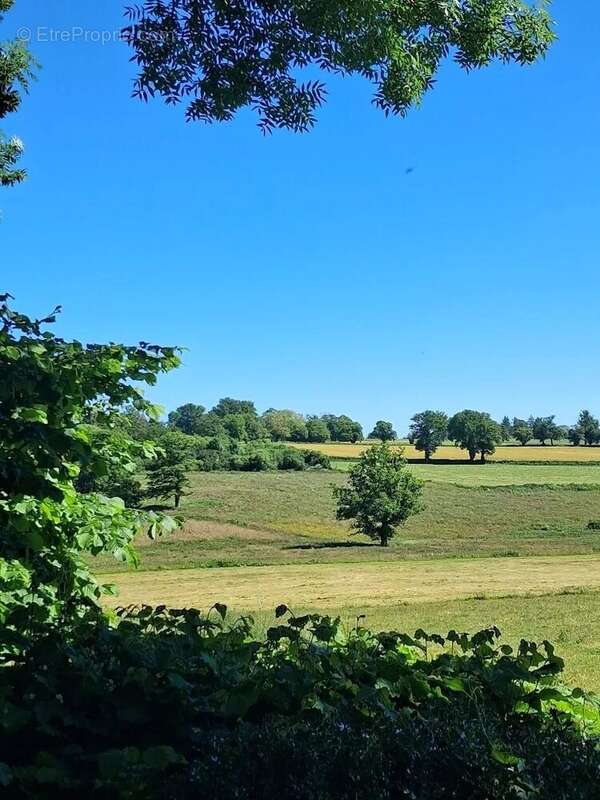 Maison à PREVERANGES