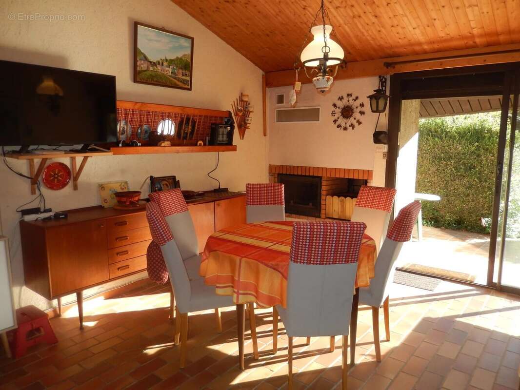 Appartement à ASTE-BEON