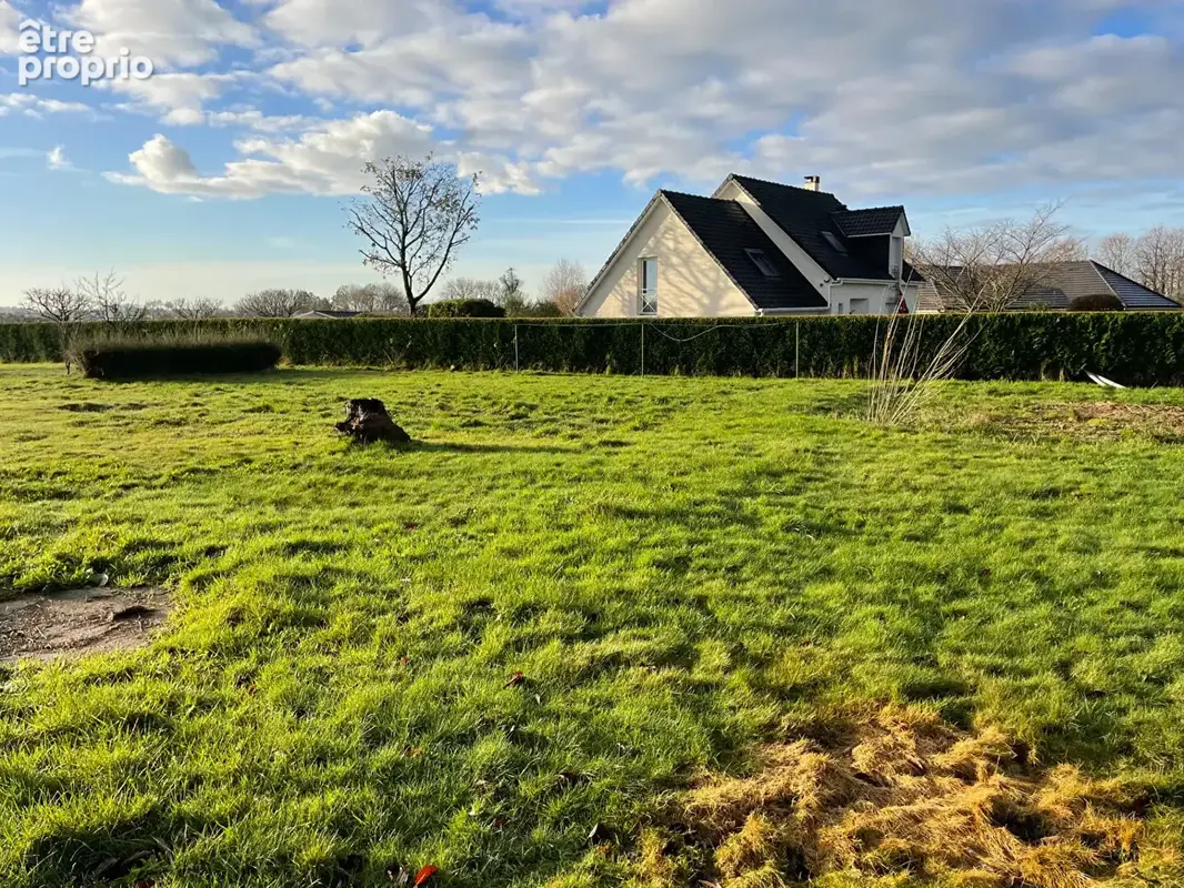 Photo Terrain à Saint-Laurent-De-Brevedent au prix de 125 000€