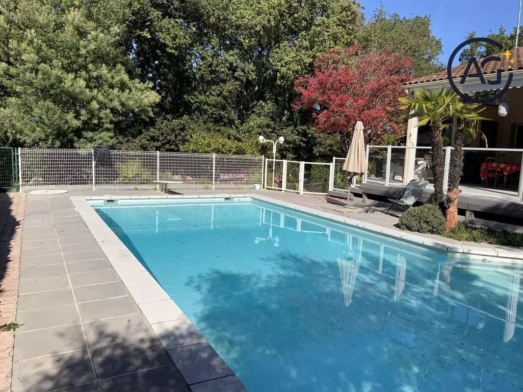 Maison à CORNEBARRIEU