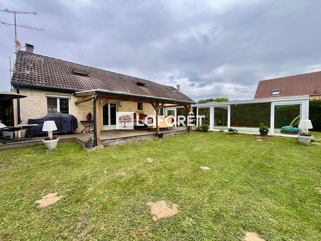 Maison Hondainville 7 pièce(s) 135 m2 - photo 2
