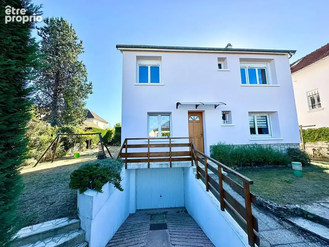 Maison Le Mesnil Le Roi 8 pièces 169,55 m2 - photo 2