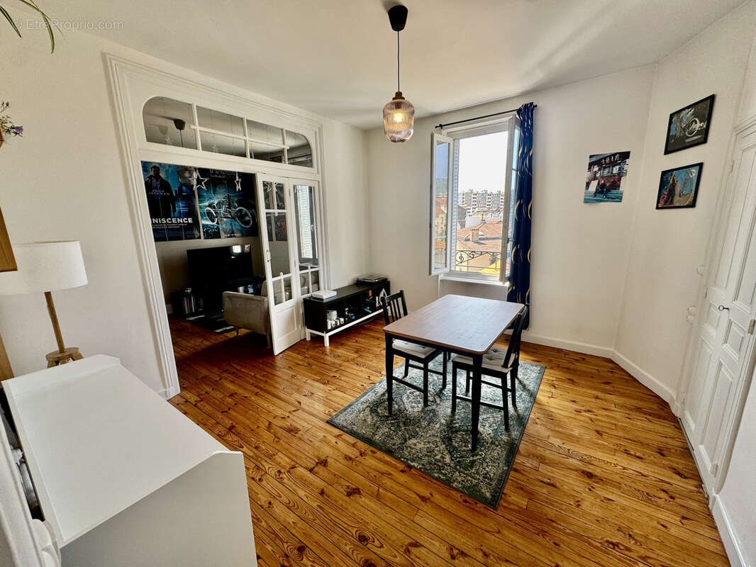 Appartement à CHAMALIERES