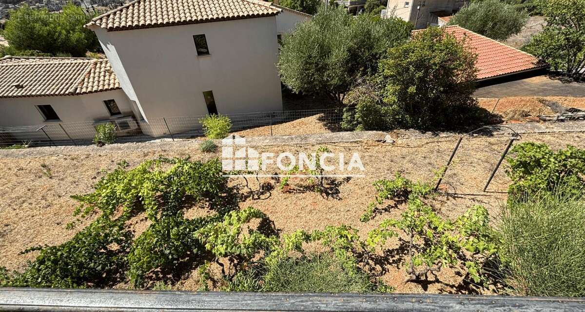 Maison à CARQUEIRANNE