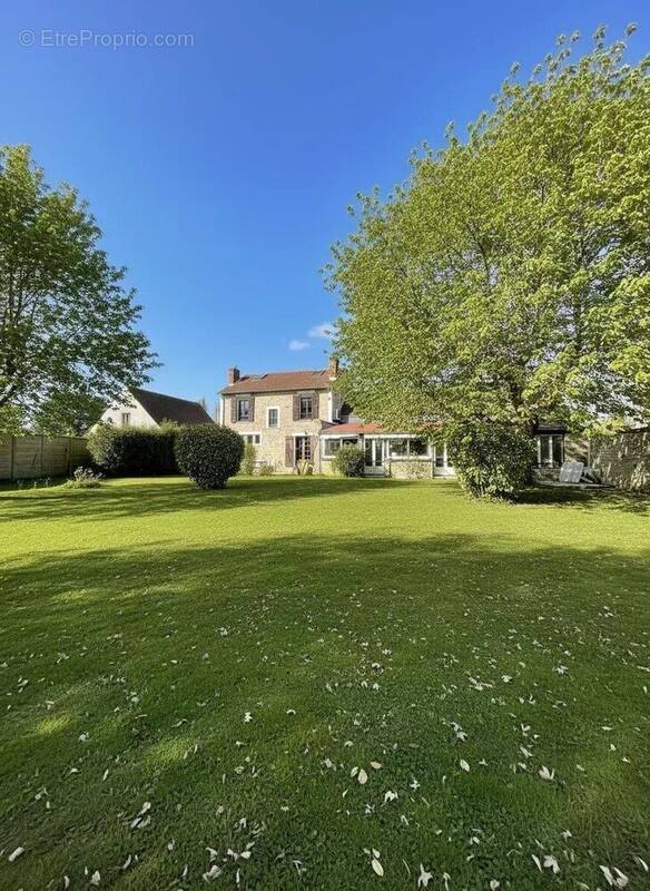 Maison à CHAILLY-EN-BIERE