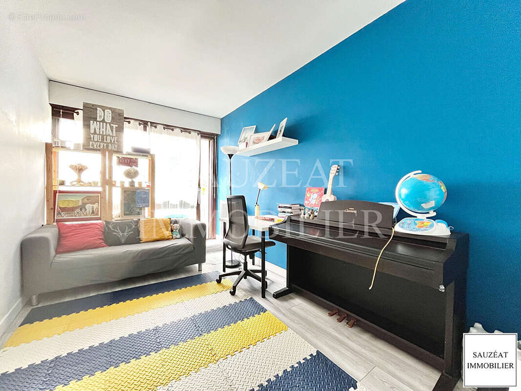 Appartement à LE PLESSIS-ROBINSON