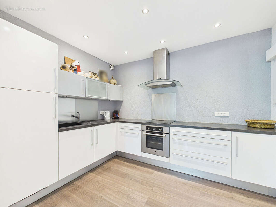 Appartement à EVIAN-LES-BAINS