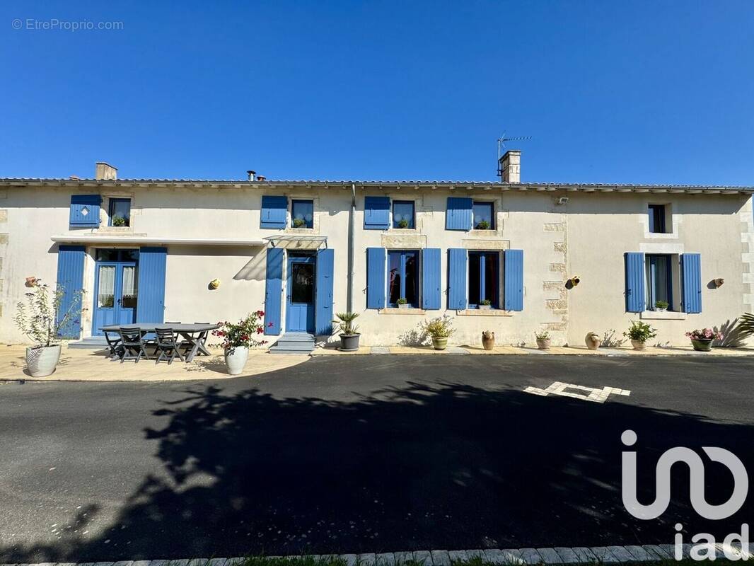 Photo 1 - Maison à FORS