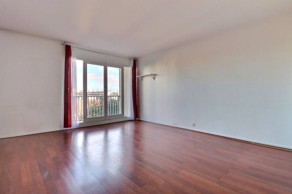 Appartement à COLOMBES