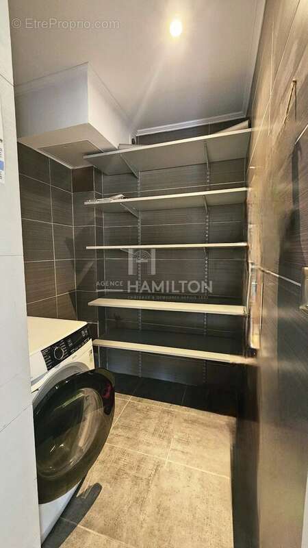 Appartement à MANDELIEU-LA-NAPOULE