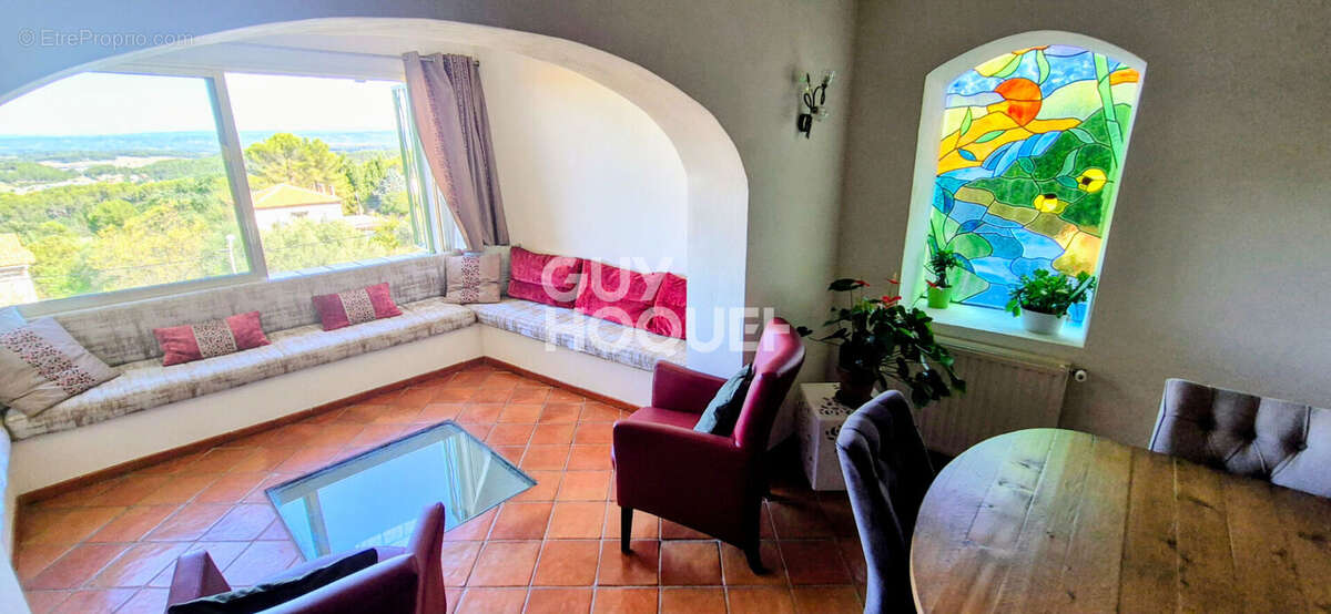 Maison à BOUC-BEL-AIR