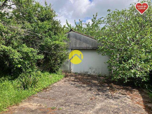 Terrain à LES AIX-D&#039;ANGILLON