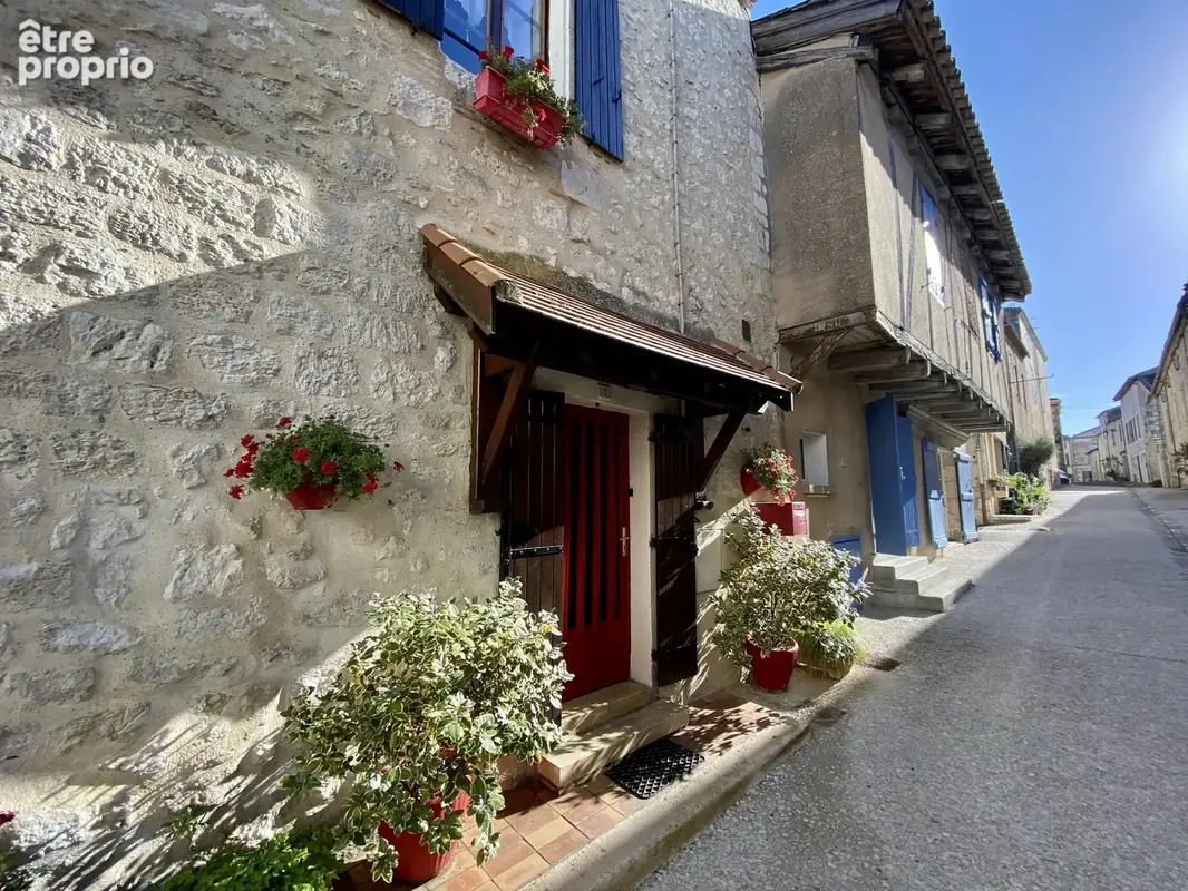 Belle bâtisse en pierre avec local commercial au cœur de Monflanquin - photo 19