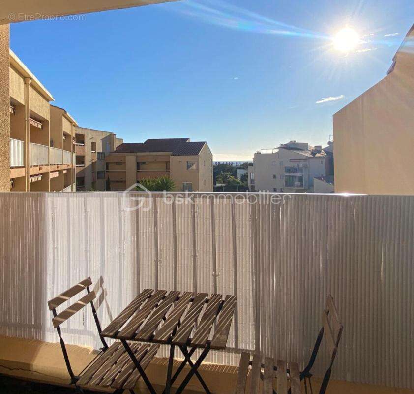 Appartement à CARQUEIRANNE