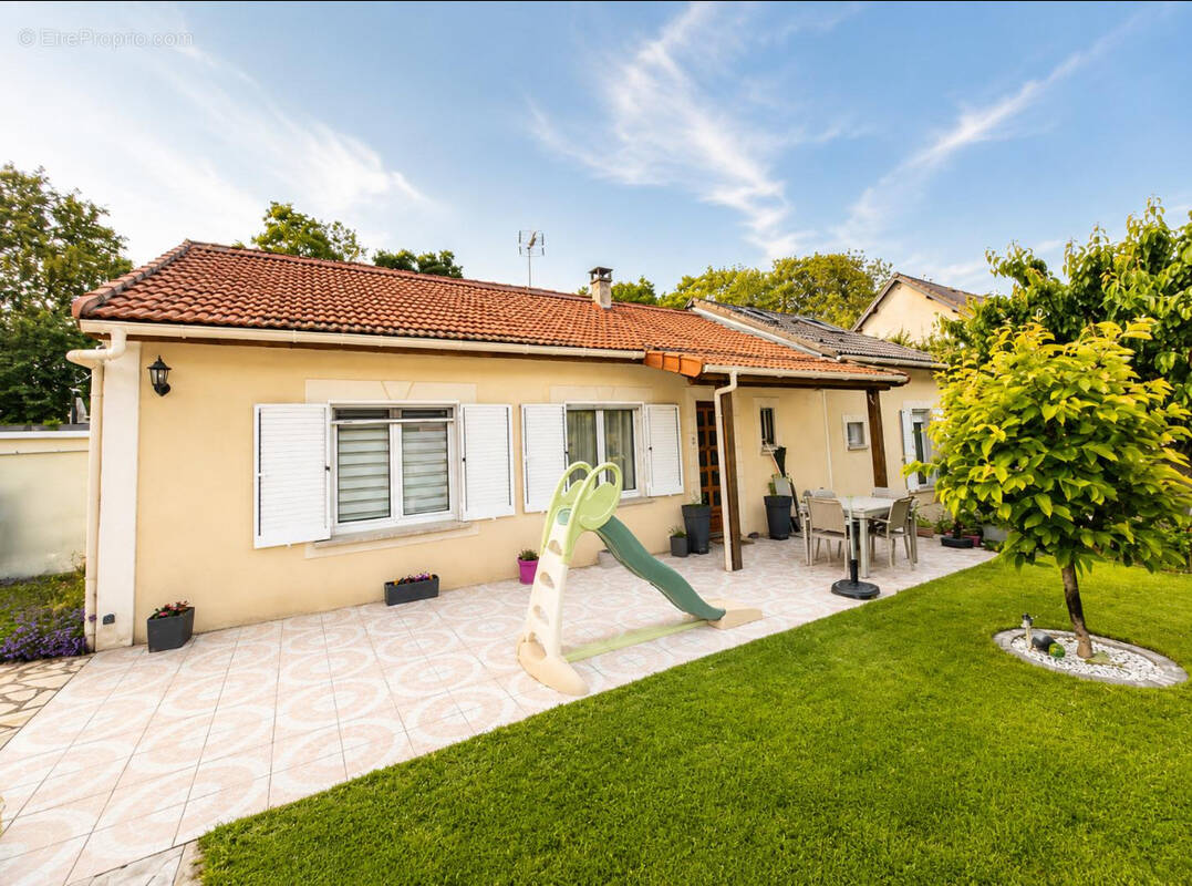 Maison à ARNOUVILLE-LES-GONESSE