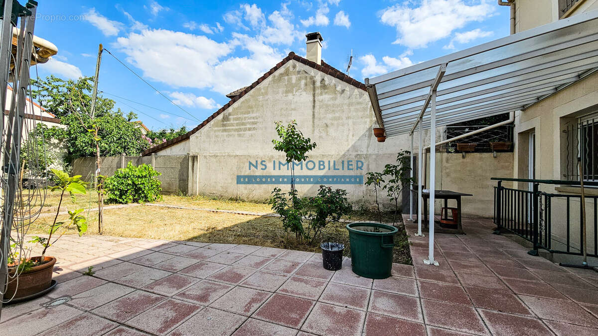 Maison à HOUILLES