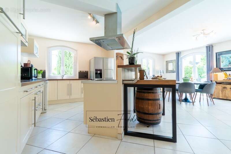 Maison à MARSEILLE-11E