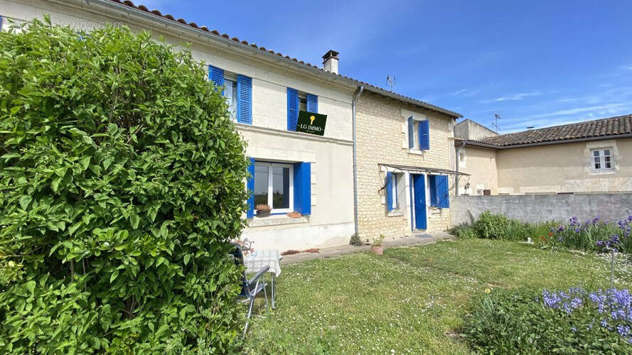 Maison à SAINT-FORT-SUR-GIRONDE