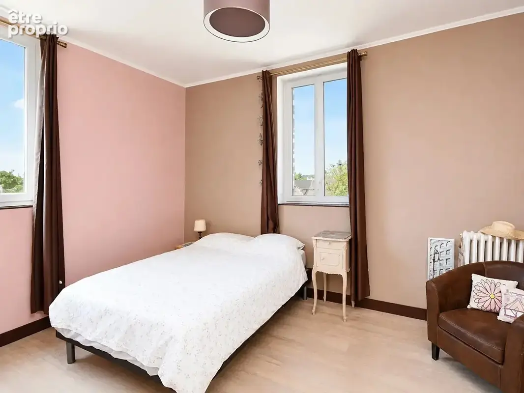 Le vesinet coeur de centre  - 3 mn rer - propriete de 183 m² - 5 chambres - terrain 644 m² - photo 15