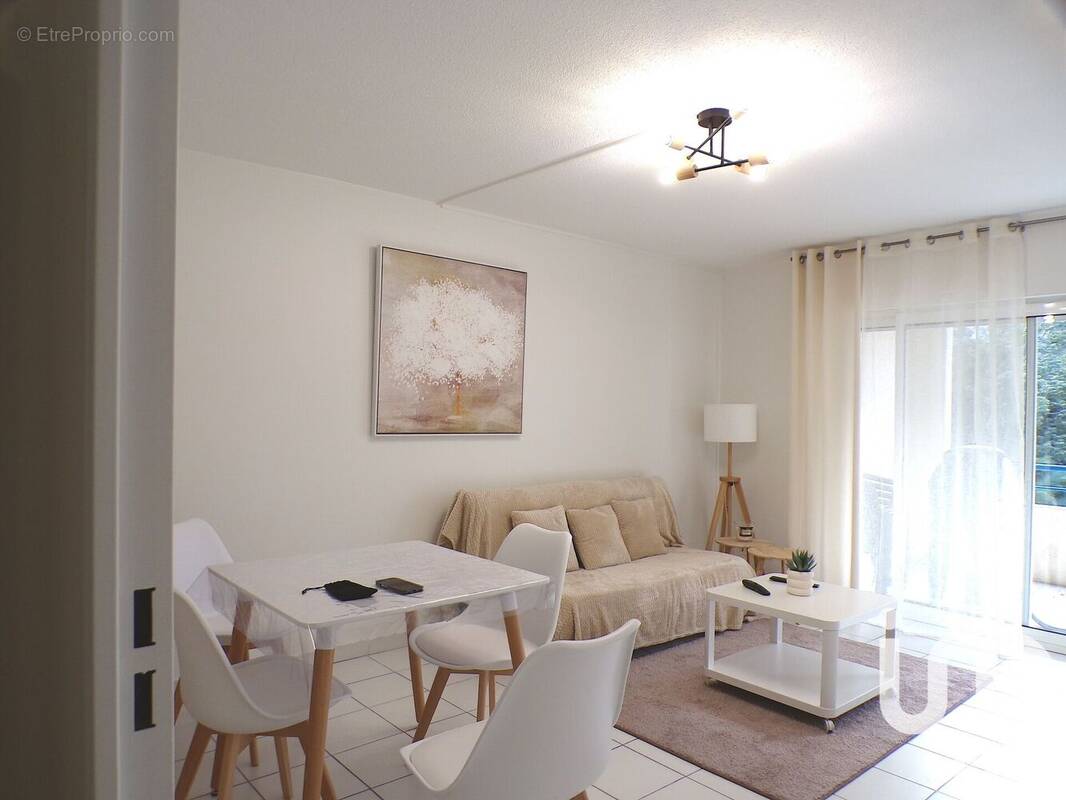 Photo 1 - Appartement à SAINT-RAPHAEL