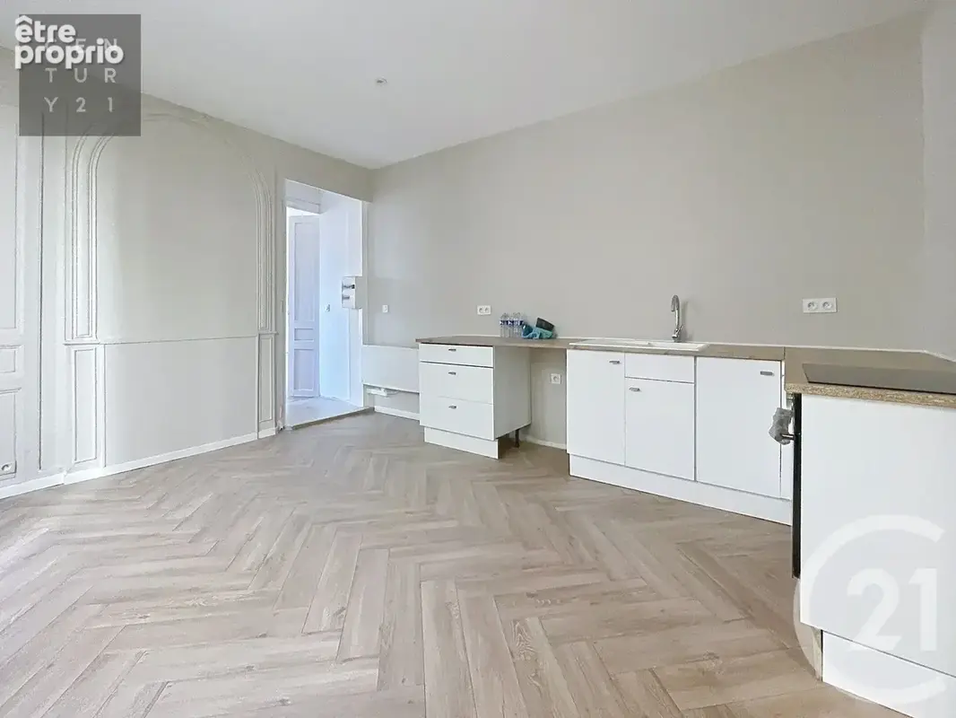 Appartement 4 pièces 69 m² à vendre à Troyes (10000) - photo 2