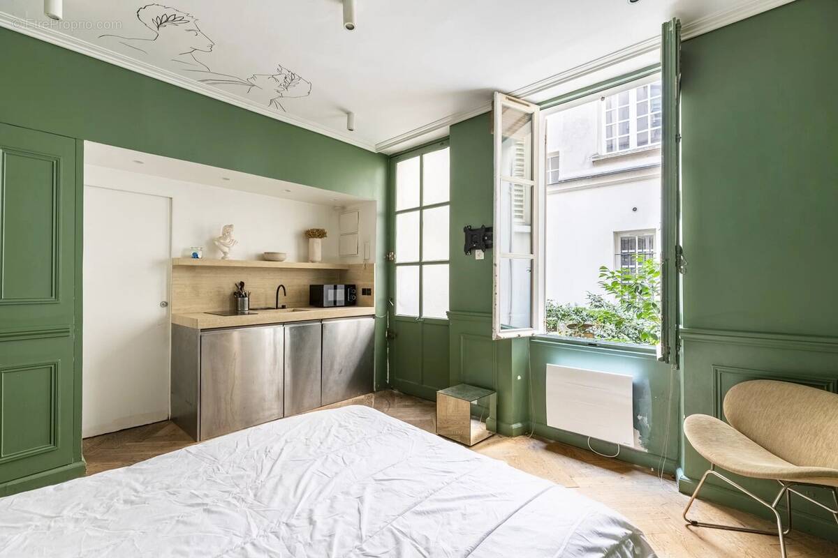 Appartement à PARIS-4E