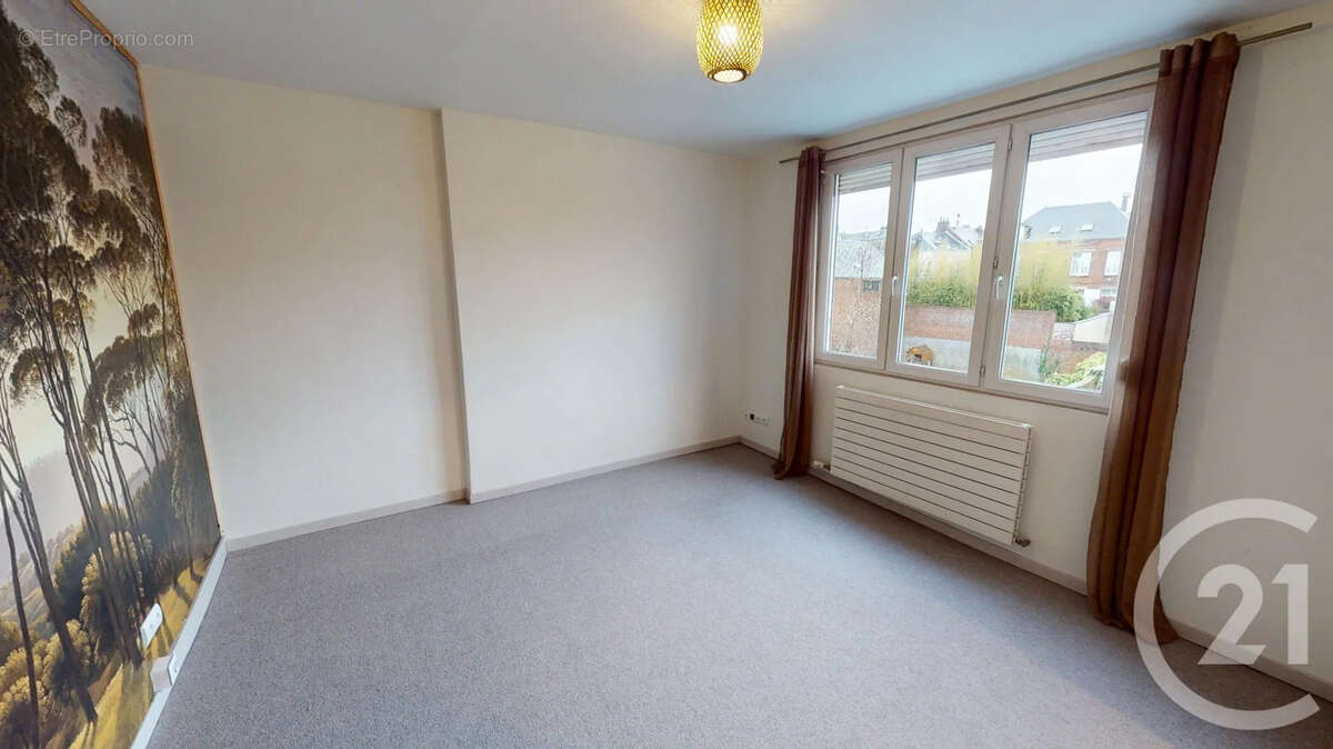 Maison à SAINT-QUENTIN