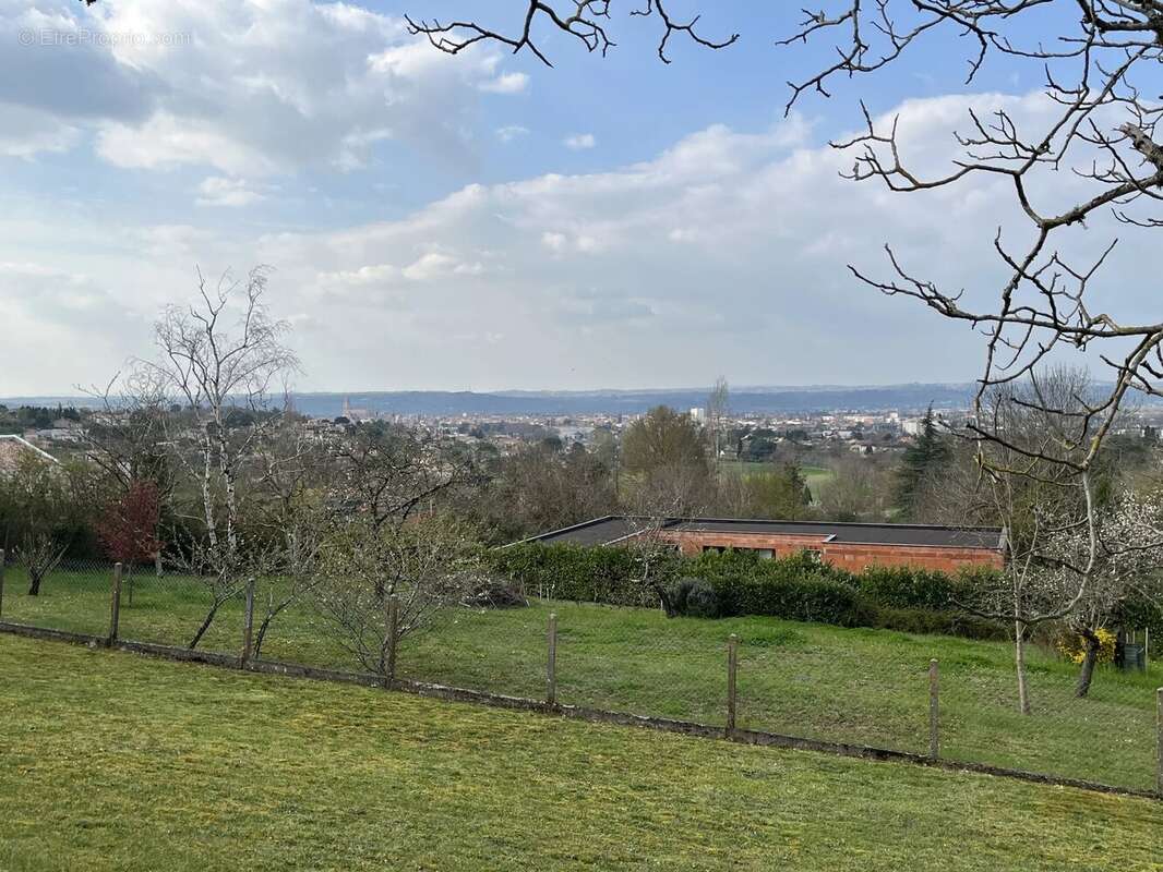 Terrain à PUYGOUZON