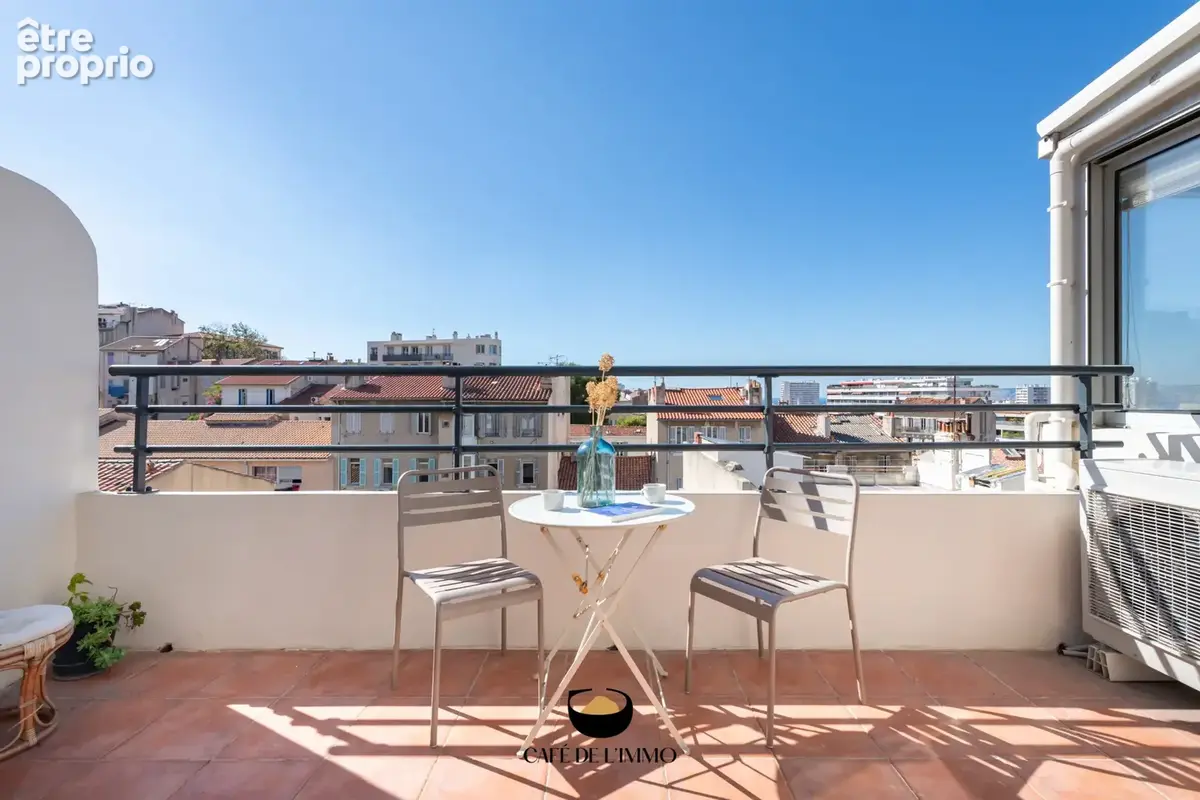 Appartement à MARSEILLE-7E