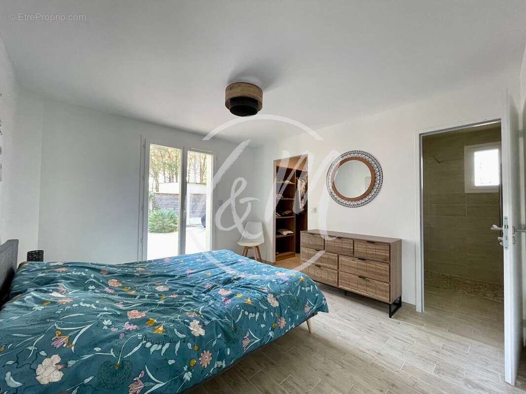Maison 137 m² à Audenge  - photo 3