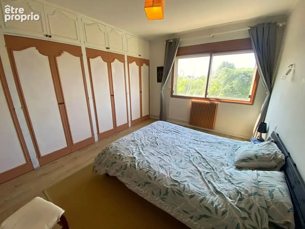 Appartement T4   94 m2   3 chambres   Balcon & garage - photo 4