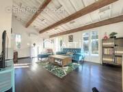 Photo 1 - Maison à VELAUX