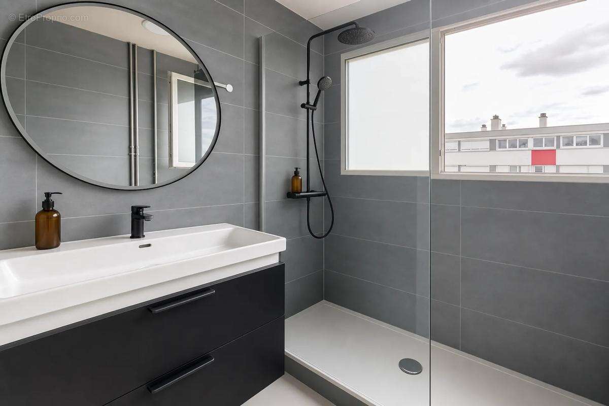 Appartement à FLEURY-LES-AUBRAIS
