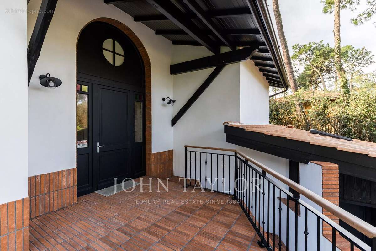 Maison à LEGE-CAP-FERRET