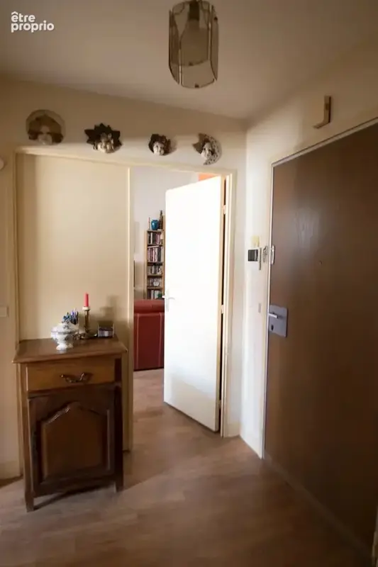 2 pièces dans Bel Immeuble - photo 9