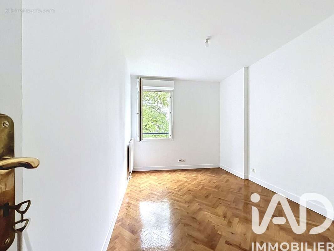 Photo 8 - Appartement à CLICHY