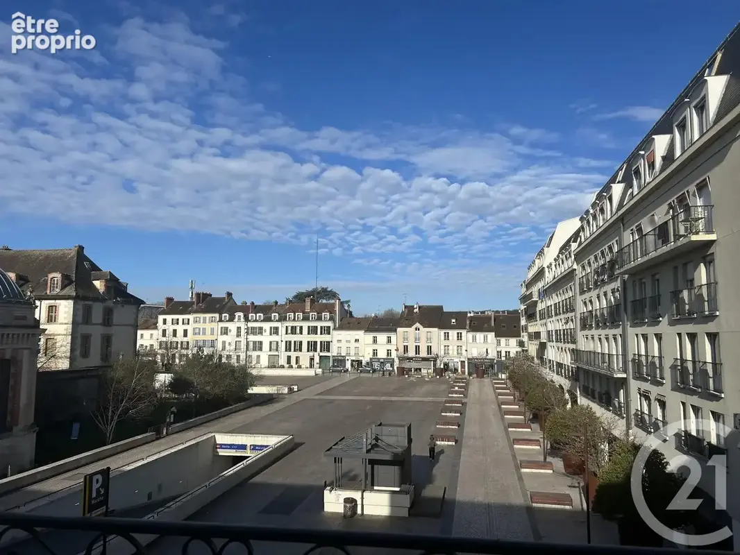 Appartement à FONTAINEBLEAU