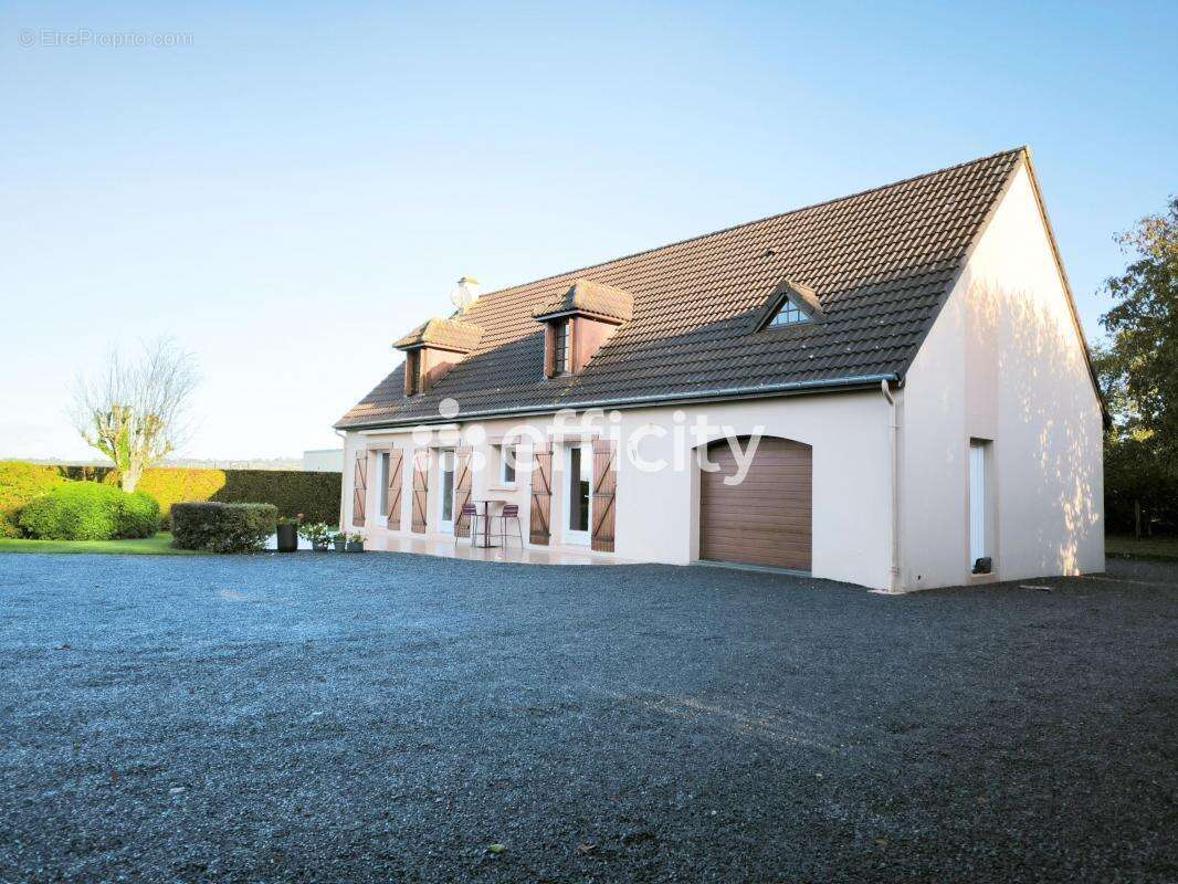 Maison à SAINT-AMAND