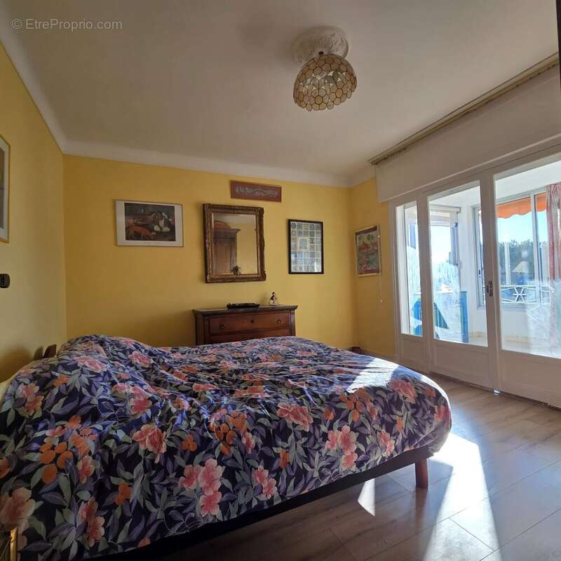 Appartement à VENCE