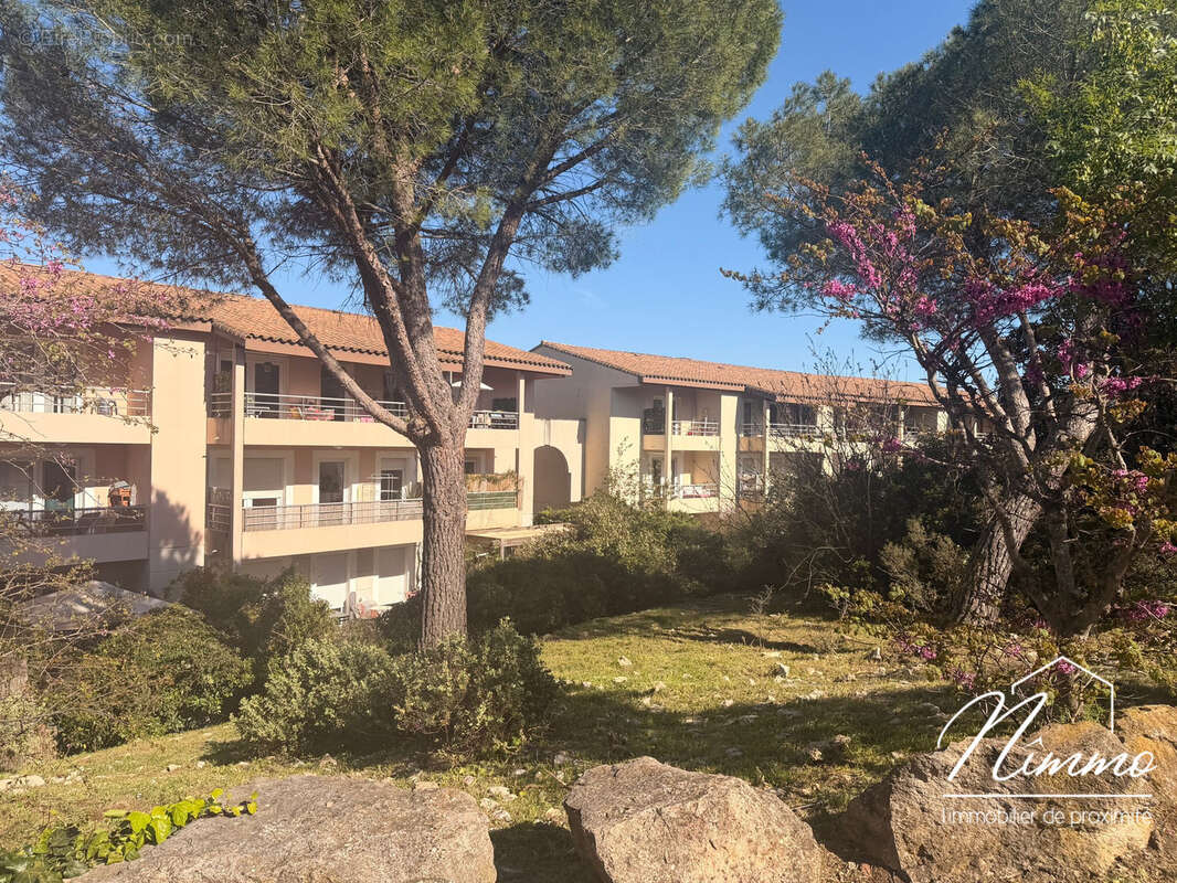 Nîmes vacquerolles   appartement t2   terrasse   2 parkings   résidence sécurisée - photo 7