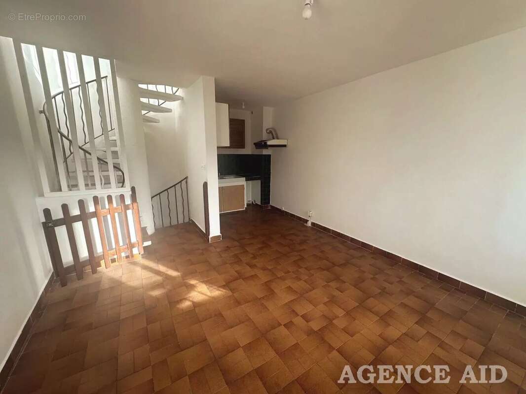 Appartement à CUGES-LES-PINS