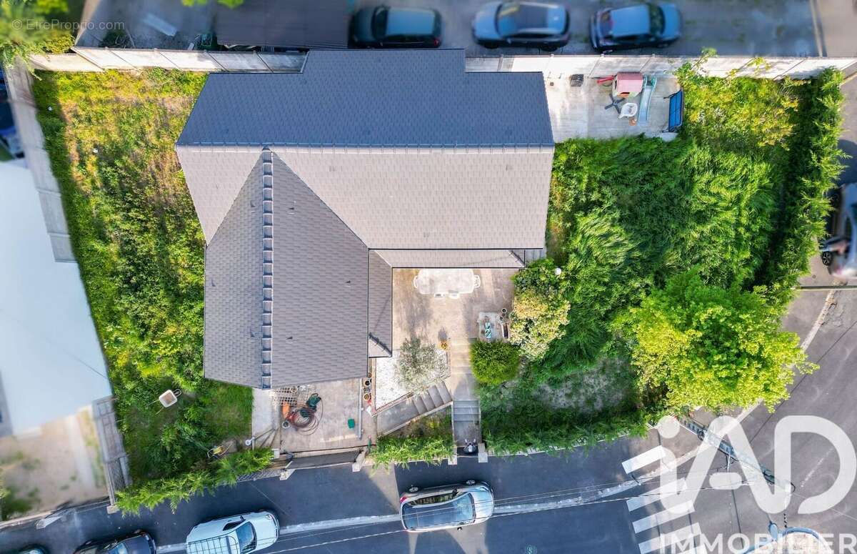 Photo 4 - Maison à PONTAULT-COMBAULT